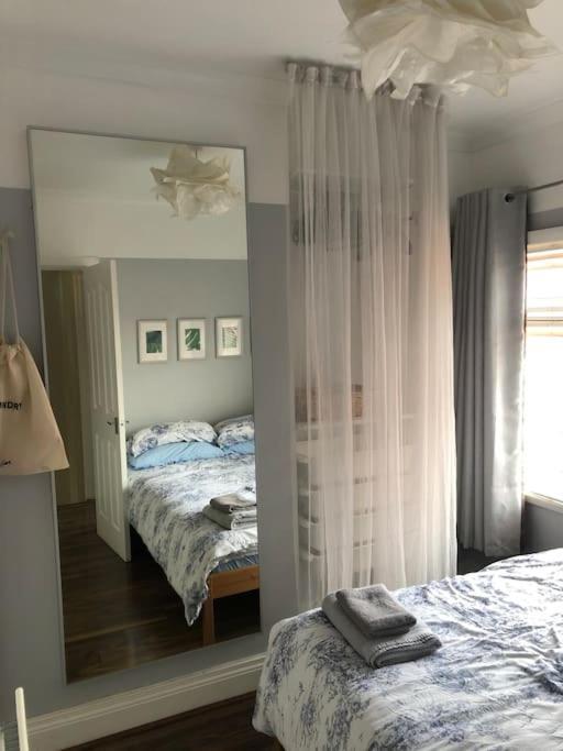 Cosy Two Bed Terraced House 7Min Drive From City Belfast Dış mekan fotoğraf